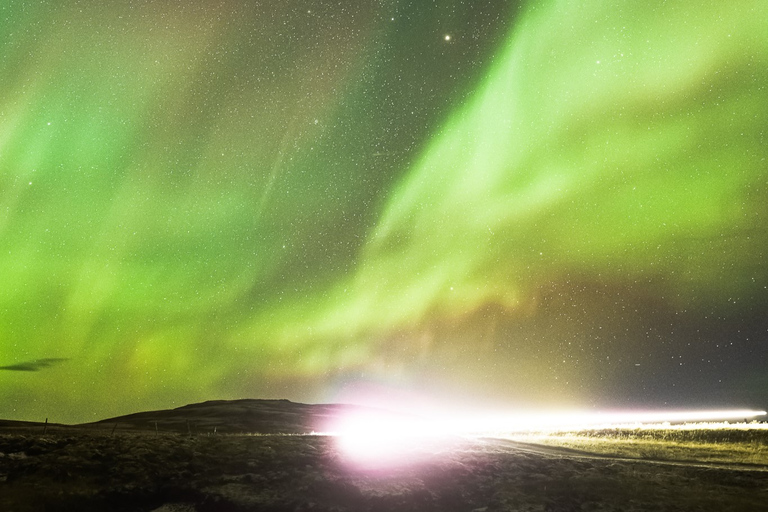 Reykjavik: Nordlicht-Fototour & Aurora Center Ticket