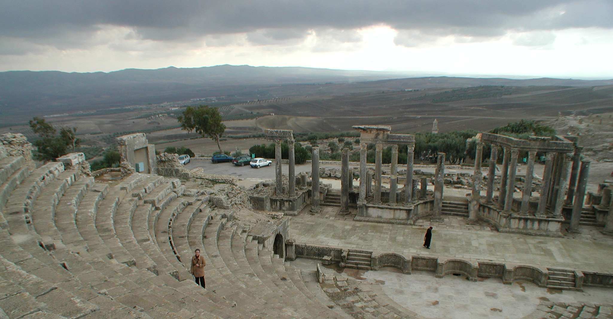 Desde Túnez, excursión de un día a Beja, Testour y Dougga con almuerzo - Hizvo