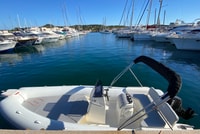 Villasimius, alquiler de barco inflable sin necesidad de licencia - Hizvo