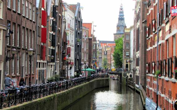 Amsterdam: Altstadt Selbstgeführte Audio Walking Tour