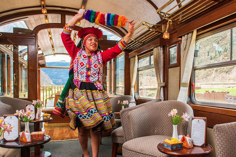 Van Puno: Reis naar Cusco in Titicaca Trein All Inclusive