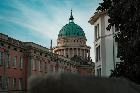 Potsdam : Visite à pied des arts et de la culture avec un guide localL'art et la culture de Potsdam révélés par un local