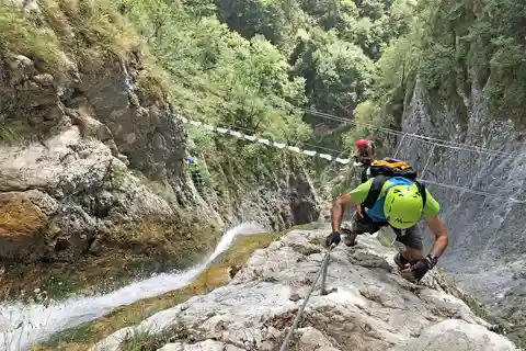 Ballino: Via Ferrata Rio Ruzza con Guida Alpina