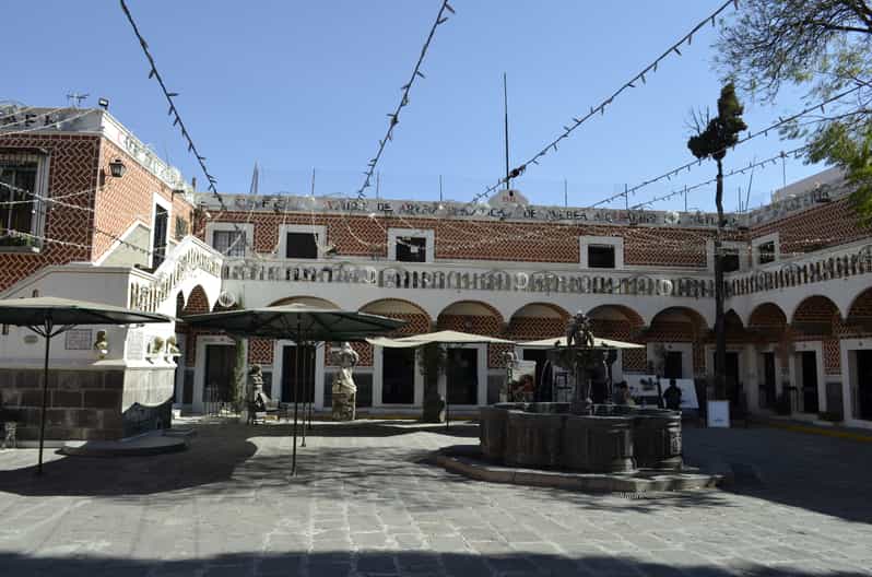 Puebla: Culture and Traditions Walking Tour with Tastings