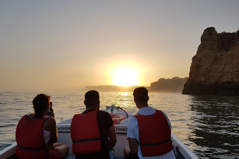 Lagos: Excursión guiada al atardecer por Ponta da PiedadeVisita en grupo compartido