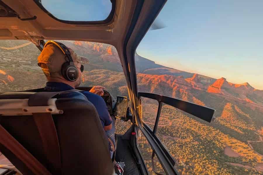 Geheime Wildnis - 45-Meilen-Helikopterrundflug in Sedona. Foto: GetYourGuide Geheime Wildnis - 45-Meilen-Helikopterrundflug in Sedona. Foto: GetYourGuide