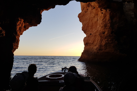 Lagos: Ponta da Piedade Grotto 1-Hour Tour with Local GuideShared Group Tour