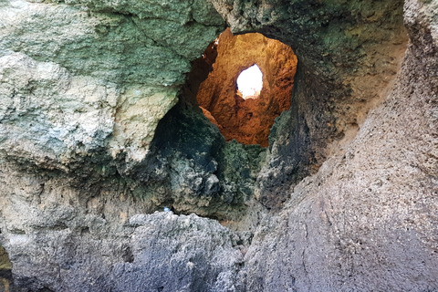 Lagos: Ponta da Piedade Grotto 1-timmes tur med lokal guideDelad gruppresa