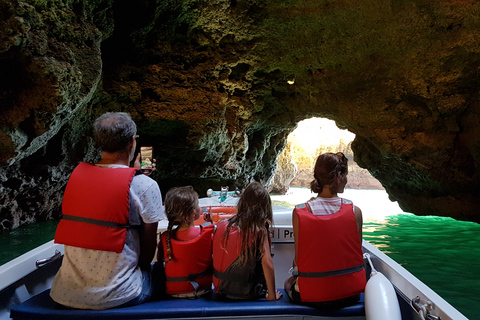 Lagos: Ponta da Piedade Grotto 1-Hour Tour with Local Guide Lagos: Ponta da Piedade Grotto Tour with Local Guide