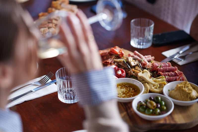 Brisbane Tamborine Wine & Distillery Tour + 2 Course Lunch GetYourGuide