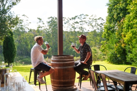 Brisbane: Tamborine Wine & Distillery Tour + 2-Gänge-Mittagessen