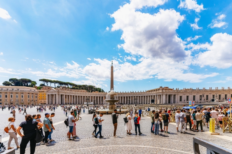 Roma: visita guiada a la basílica, la plaza y las grutas de San PedroTour guiado en inglés e italiano