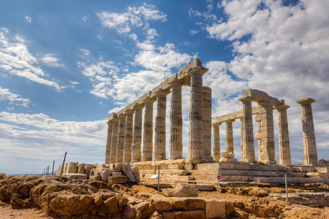 Ateny: Prywatna wycieczka do przylądka Sounion i jeziora VouliagmeniOdbiór i/lub dowóz pod dowolny adres w określonym obszarze