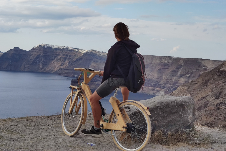 Santorini: Private E-Bike Village Tour with Lunch or Dinner Bike Tour with Dinner