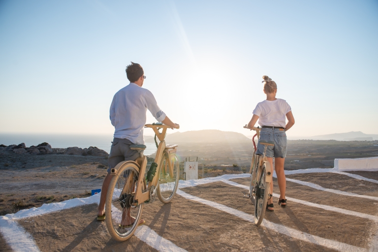 Santorini: Excursión Privada en E-Bike por el Pueblo con Comida o CenaExcursión en bici con cena