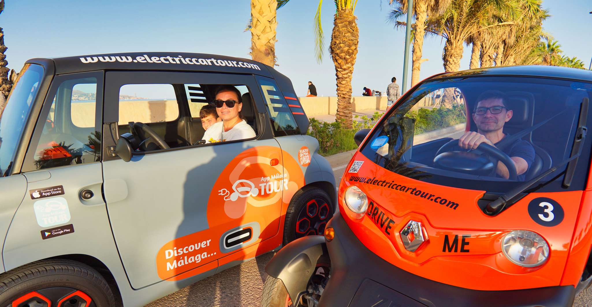 Málaga, Visita guiada en coche eléctrico con entrada en cueva del tesoro - Hizvo