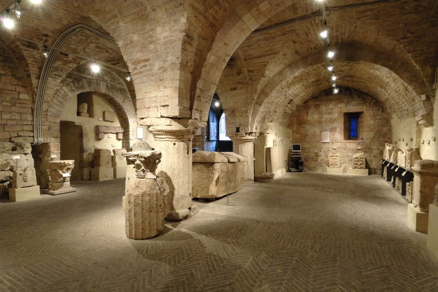 Visit Assisi Crypt of San Rufino and Roman Forum Underground Tour in Spoleto, Italy