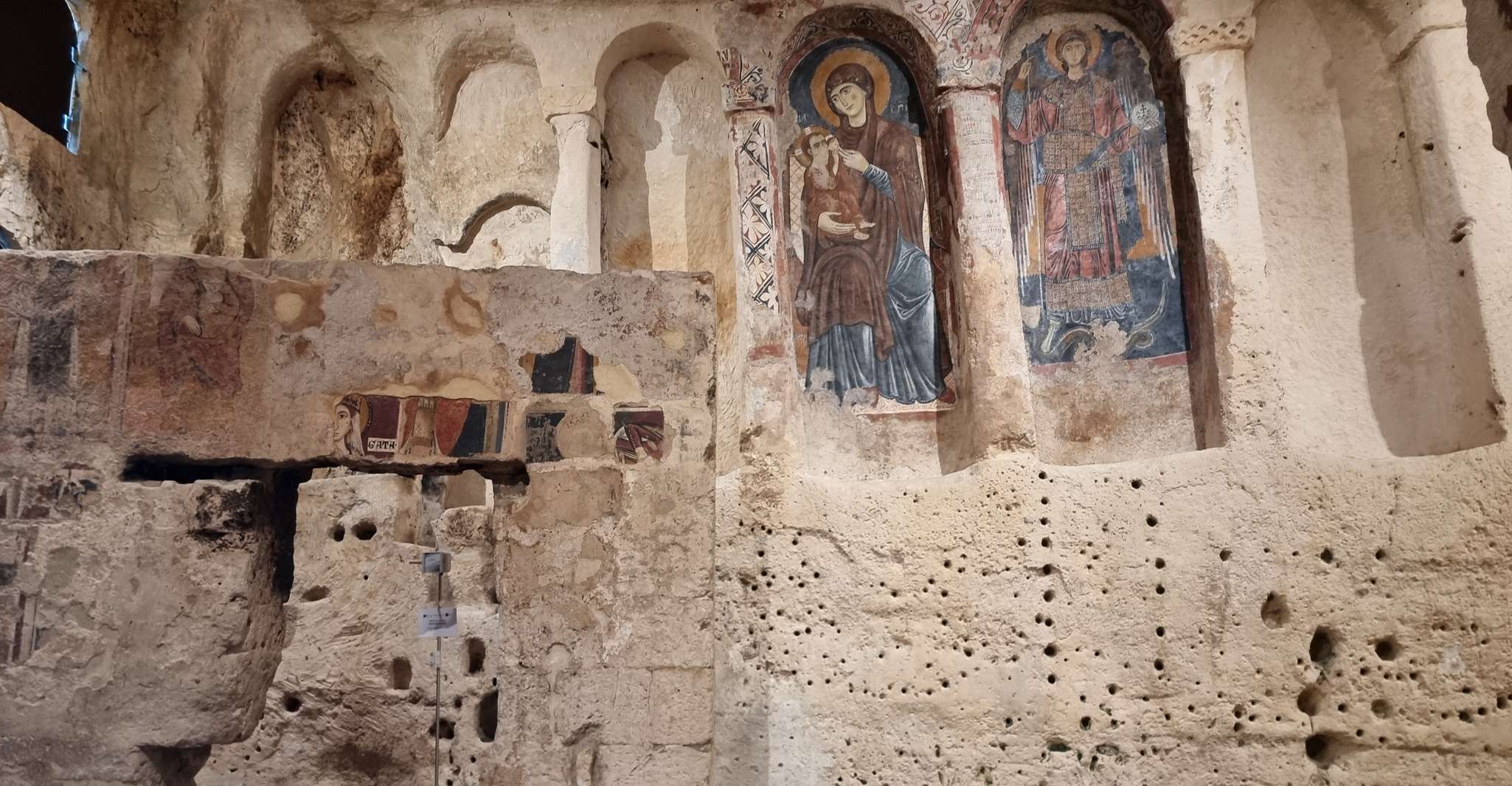 Sassi di Matera, Sassi di Matera Tour de áudio autoguiado histórico - Hizvo