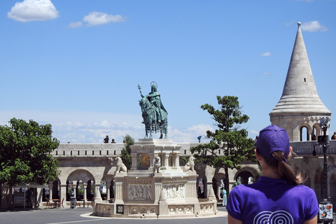 Budapest: E-Scooter Top Sights Tour with Fisherman's Bastion