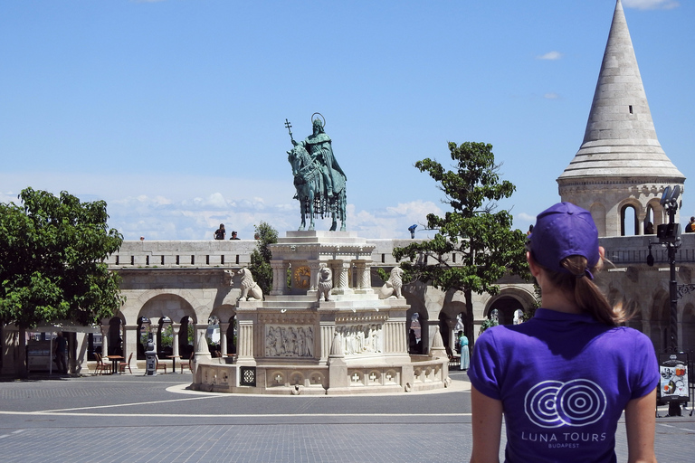 Budapest: E-Scooter Top Sights Tour with Fisherman's Bastion