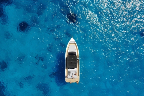 Mykonos: Crucero privado de 5 horas en un flamante yate de lujo