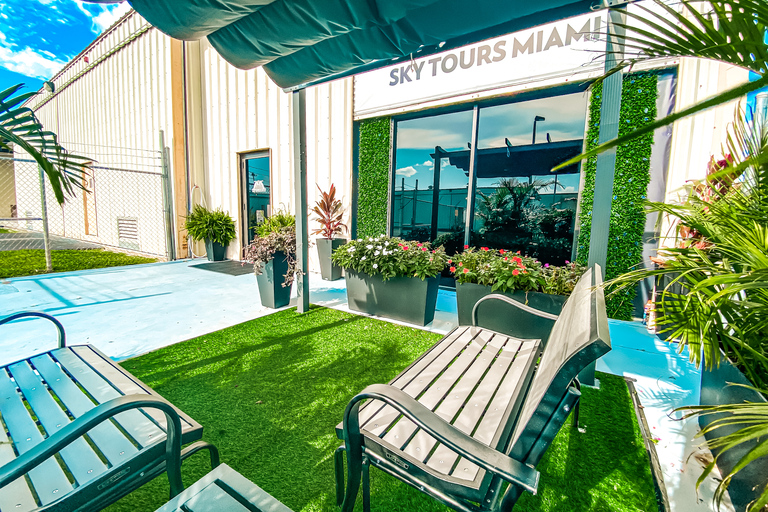 Miami : Visite privée en avion de luxe avec boissonsMiami : Visite privée en avion de luxe