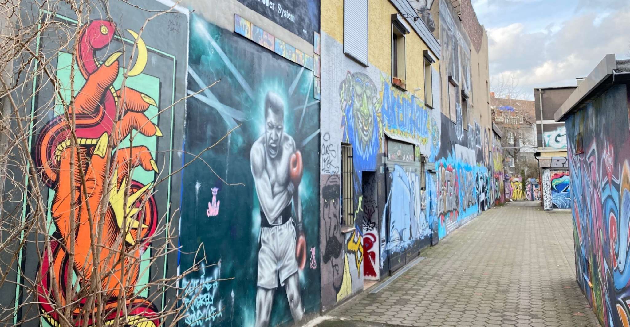 Dortmund, Street-Art and Foodie Self-Guided Walking Tour - Housity
