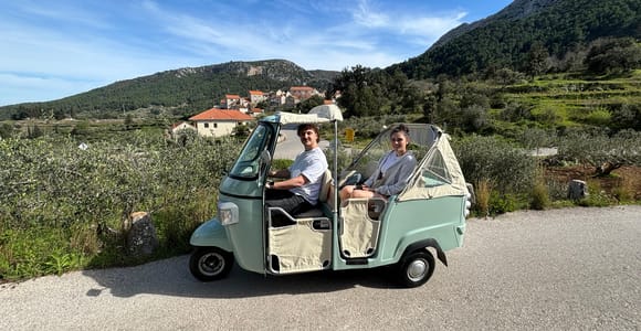 Stari Grad: Private Tuk-Tuk-Tour mit Weinverkostung