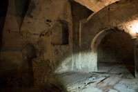 Wien, Wiener Underground World Guided Walking Tour - Hizvo