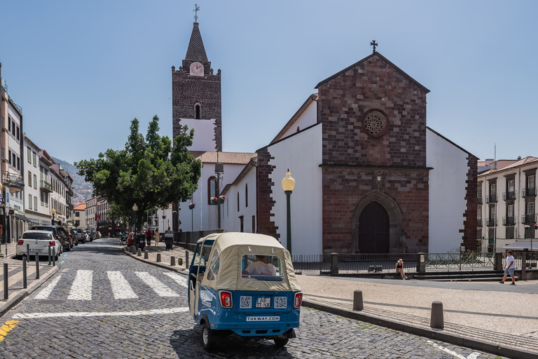 Madeira Insel Highlights Private geführte Tour mit dem Tuk-TukFunchal: Stadt-Highlights Private geführte Tour mit dem Tuk-Tuk