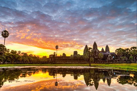Angkor Sunrise Tour guiado de bicicleta com pequeno-almoço e almoço