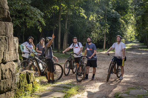 Bike the Angkor Temples Tour, Bayon, Ta Prohm with Lunch Standard Option