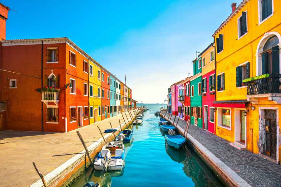 Von Venedig aus: Murano & Burano geführte Tour mit privatem Boot. Foto: GetYourGuide