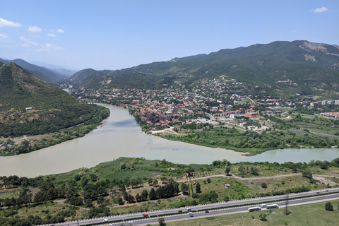 Från Tbilisi: Uplistsikhe grottor och Mtskheta stad dagstur