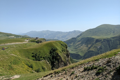 De Tbilisi: Tour Kazbegi - Zhinvali - Ananuri - GudauriKazbegi: Tour de Tbilisi às montanhas do Cáucaso