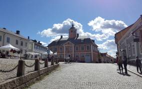 From Helsinki: Porvoo Guided Day Trip with Transportation
