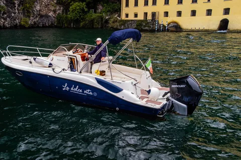 Lake Como: Dreamer Private Tour 1 hour Eolo boat