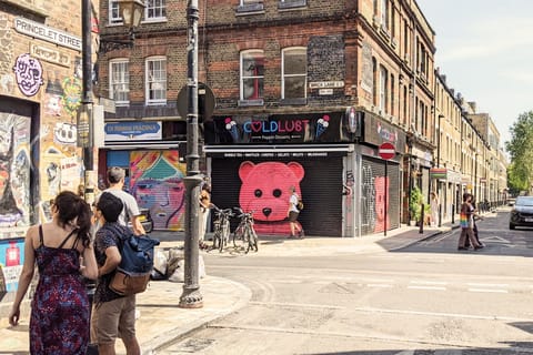 London: Brick Lane Street-Art and Graffiti Self-Guided Tour