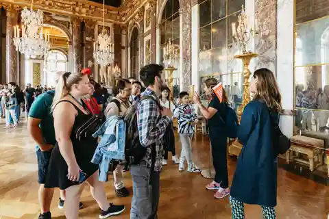 Versailles : Château de Versailles : visite guidée en coupe-file