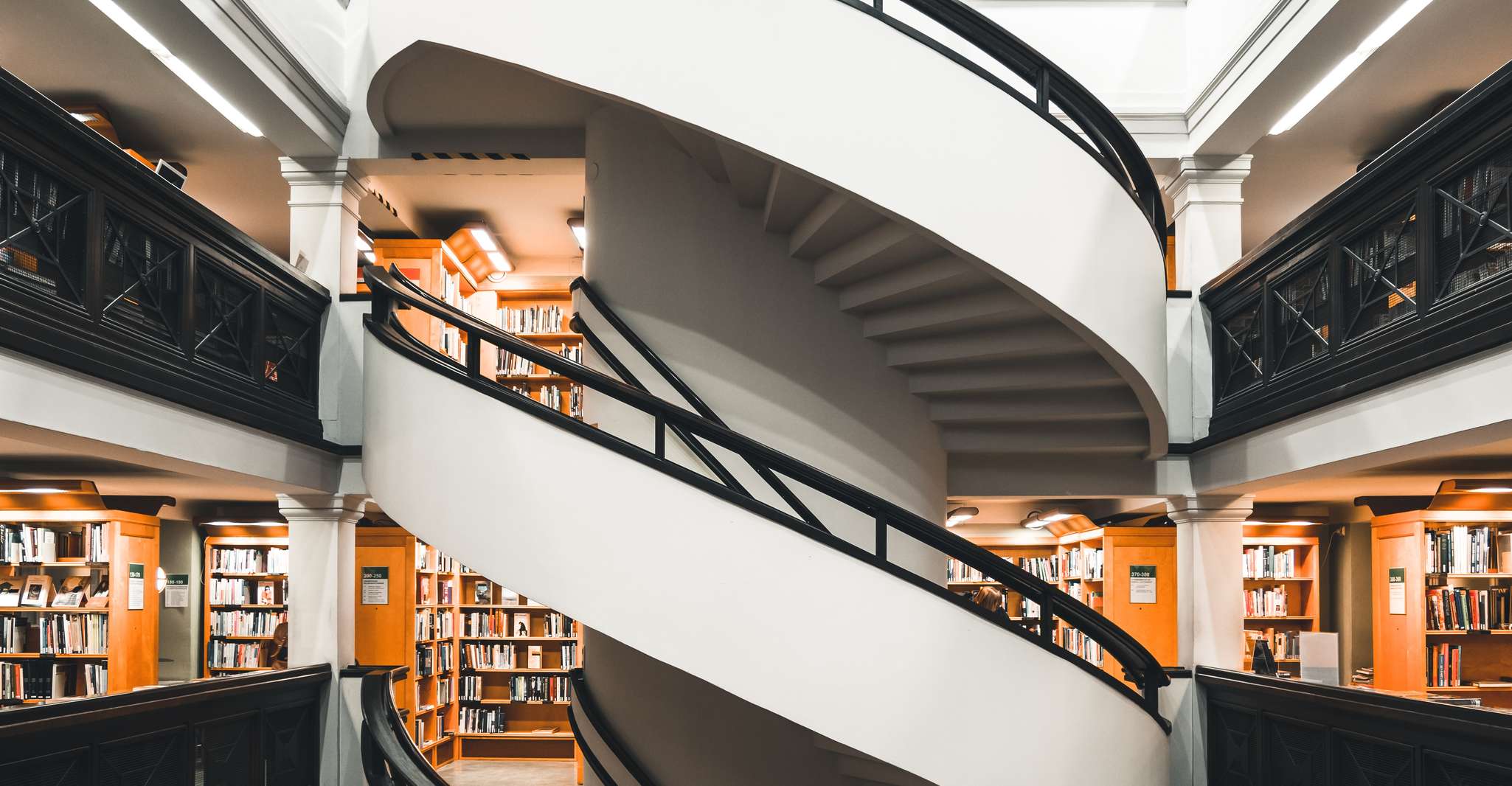 Helsinki: Art and Culture Tour with a Local Guide