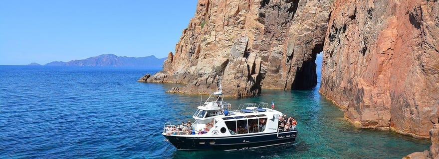 Cargèse : Tour en bateau de Scandola et Piana avec arrêt à Girolata
