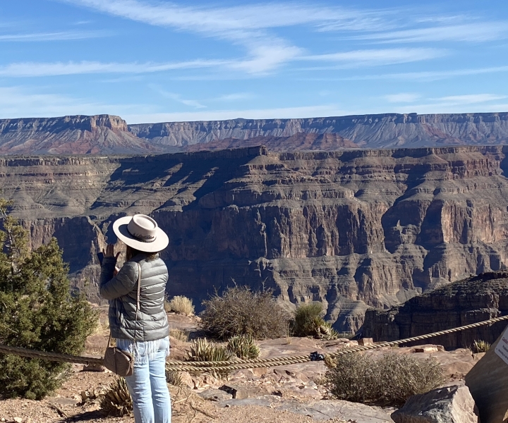 Las Vegas: Transfer To and From Grand Canyon West