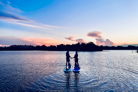 Orlando: Sunset Clear Kayak or Paddleboard in Paradise TourSunset Tour