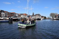 Leiden, Electric Boat Rental - Housity