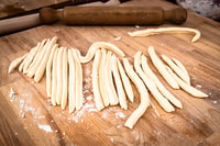 Montepulciano, cours de fabrication de pâtes avec dégustation et vin - Hizvo