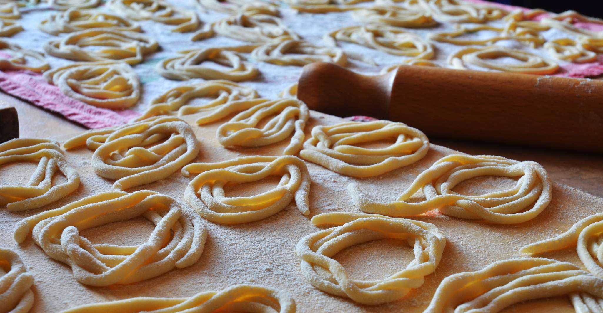Montepulciano, Pasta-Making Class with Tasting and Wine - Hizvo