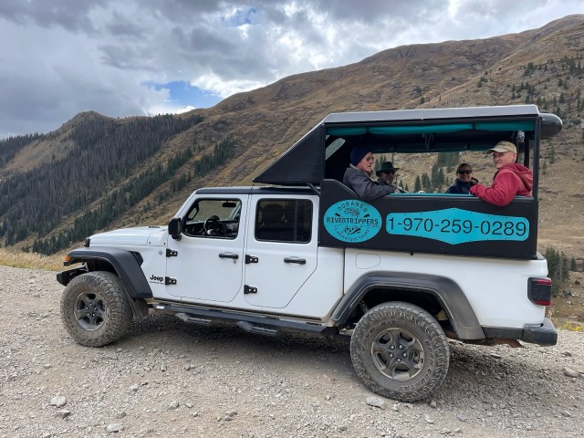 Visit Silverton: Mountains and Ghost Town Jeep Tour in Telluride