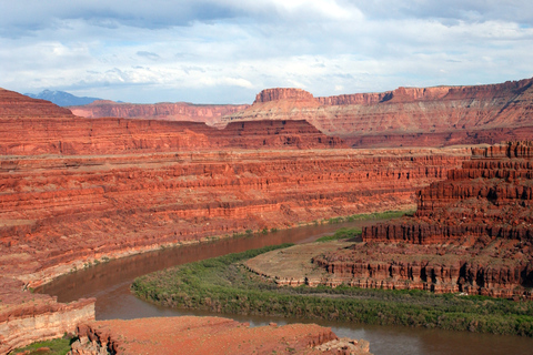 De Moab: excursion d'une demi-journée sur l'île de Canyonlands dans le ciel en 4x4