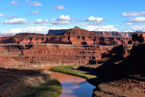 De Moab: excursion d'une demi-journée sur l'île de Canyonlands dans le ciel en 4x4