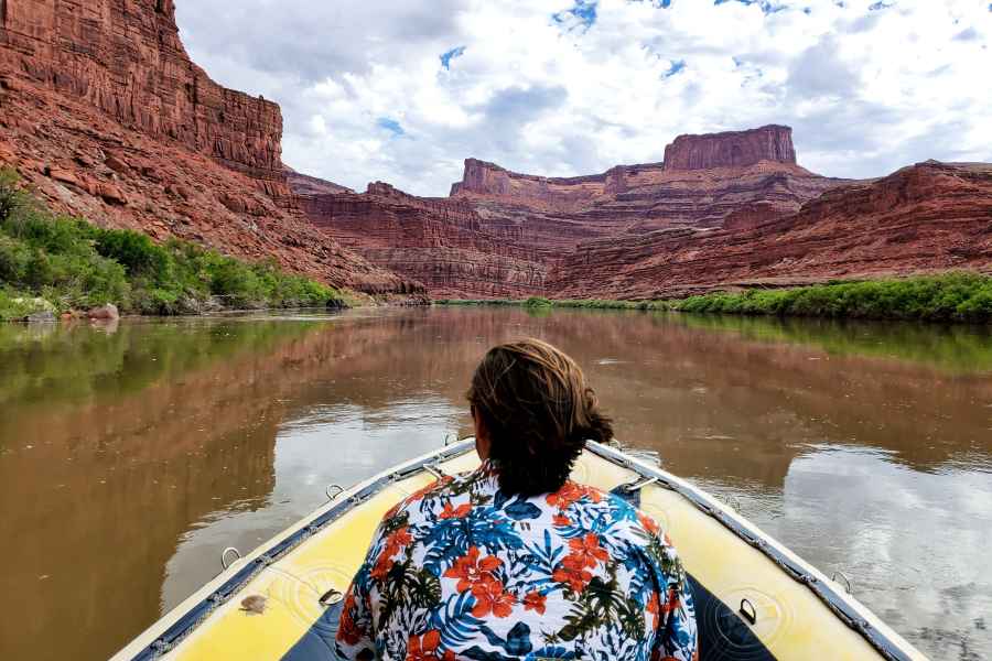 Moab: Stille Wasserfahrt im Schlauchboot auf dem Colorado River. Foto: GetYourGuide